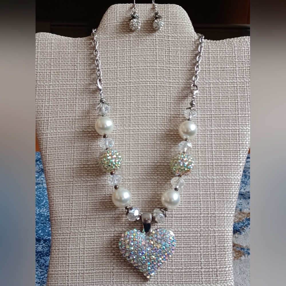 Y2K Silver-Tone Pave Crystal AB Heart Pendant Necklace & Earrings Set 💖✨️💫